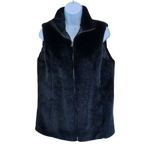 Black Faux Fur Zip-Up Vest Soft Plushy Warm whimsygoth goth boho cottagecore